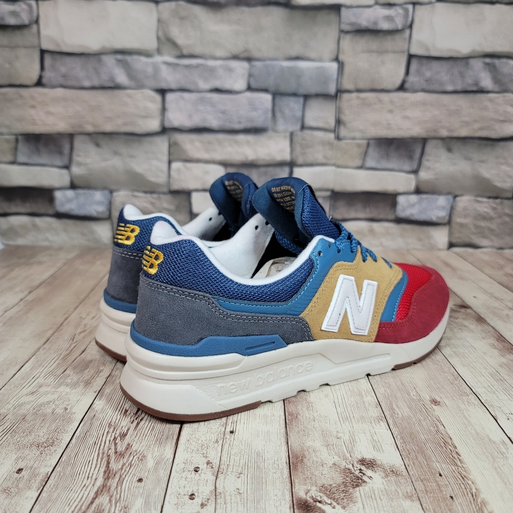 New Balance - Picture 8 of 9